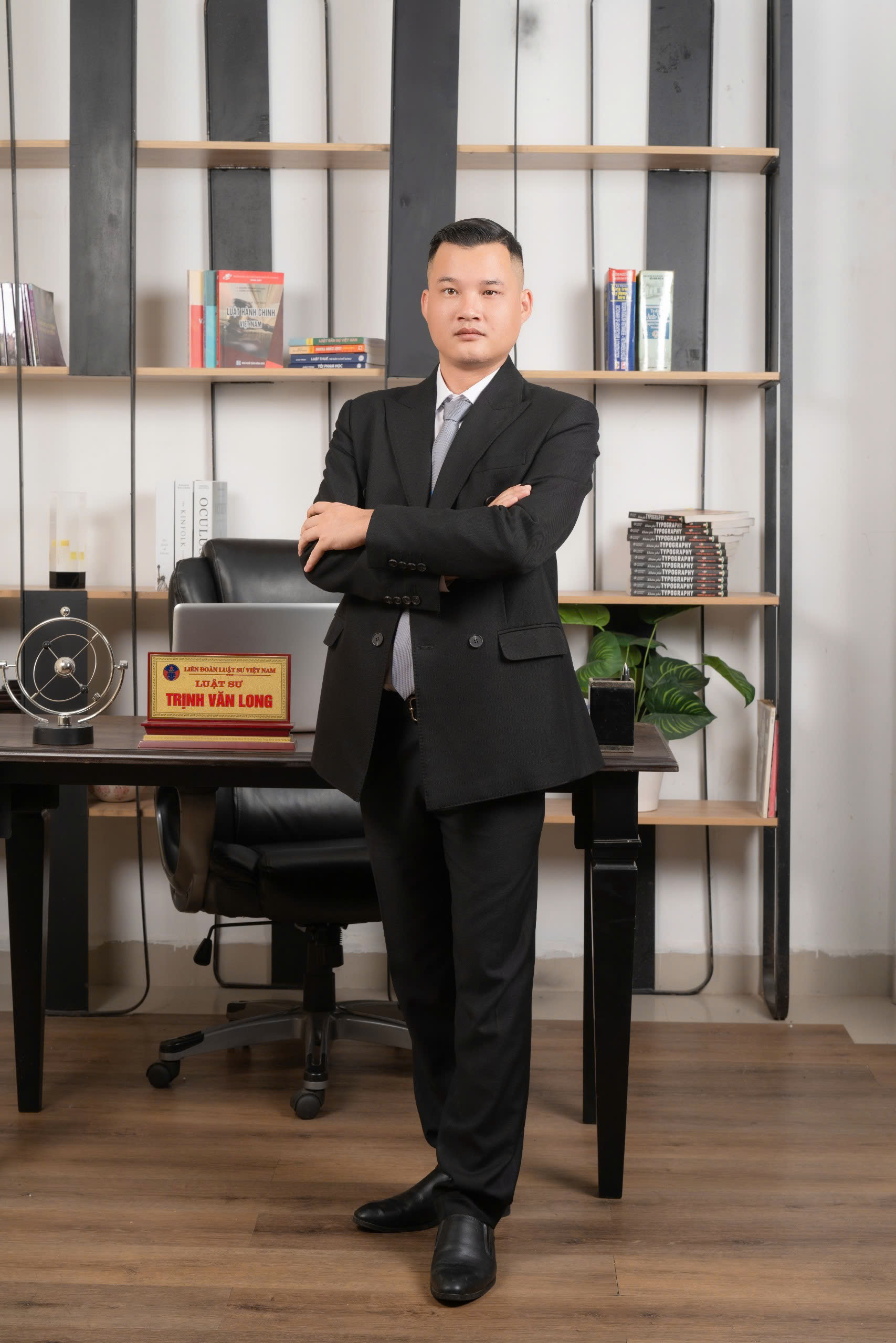 Luật sư Trịnh Văn Long