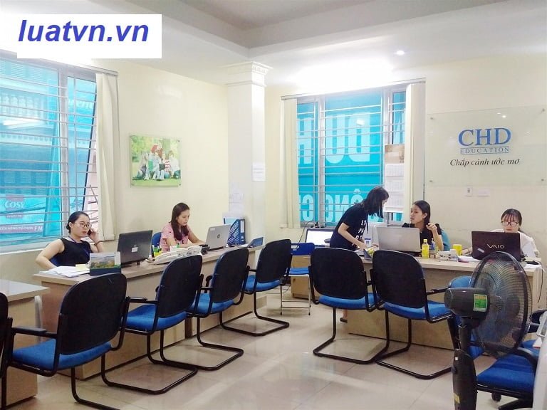 Điều kiện để cơ sở giáo dục tuyển sinh lớp quản lý giáo dục.