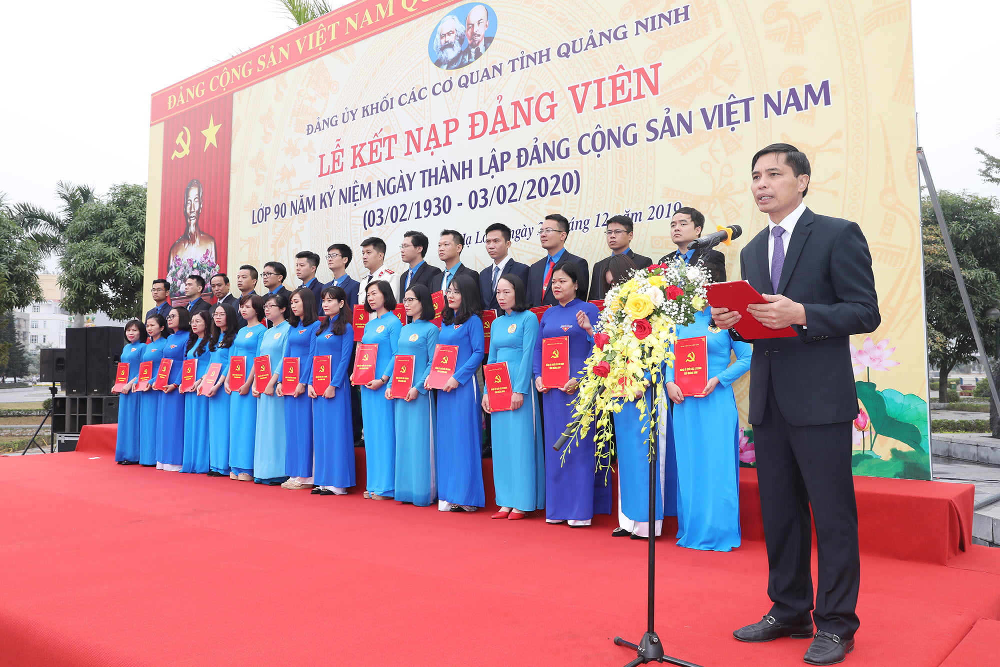 Các điều kiện để trở thành Đảng viên Đảng Cộng sản Việt Nam .