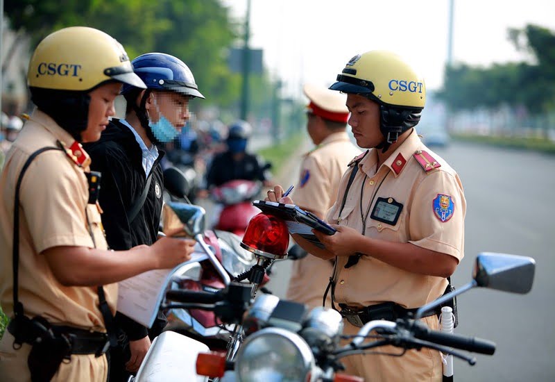 Các trường hợp CSGT không ra quyết định xử phạt.