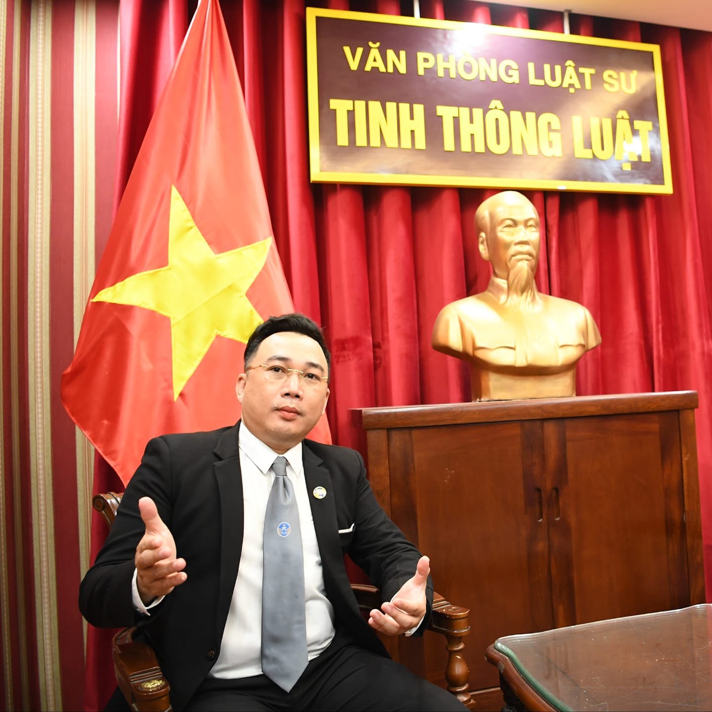 Chấp hành án treo có được tiếp tục làm việc?.