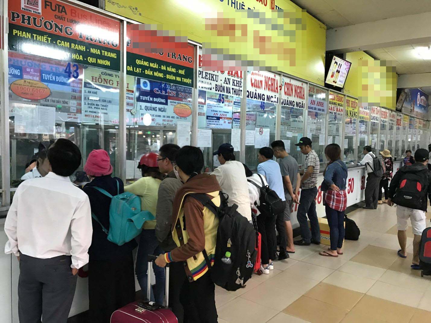 Chế tài xử lý hành vi tự ý tăng giá vé xe trong dịp Tết.