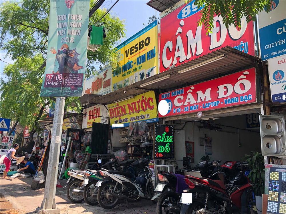 Cửa hàng cầm đồ có được phép bán xe đang cầm cố?.