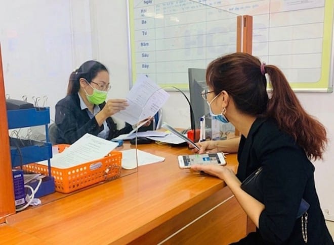 Điều kiện giải quyết chế độ thai sản khi công ty nợ tiền bảo hiểm.