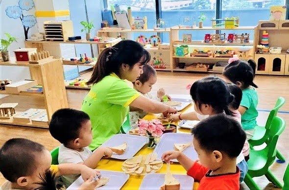 Giáo viên tư thục nghỉ việc không lương có được trợ cấp do Covid-19 không?.