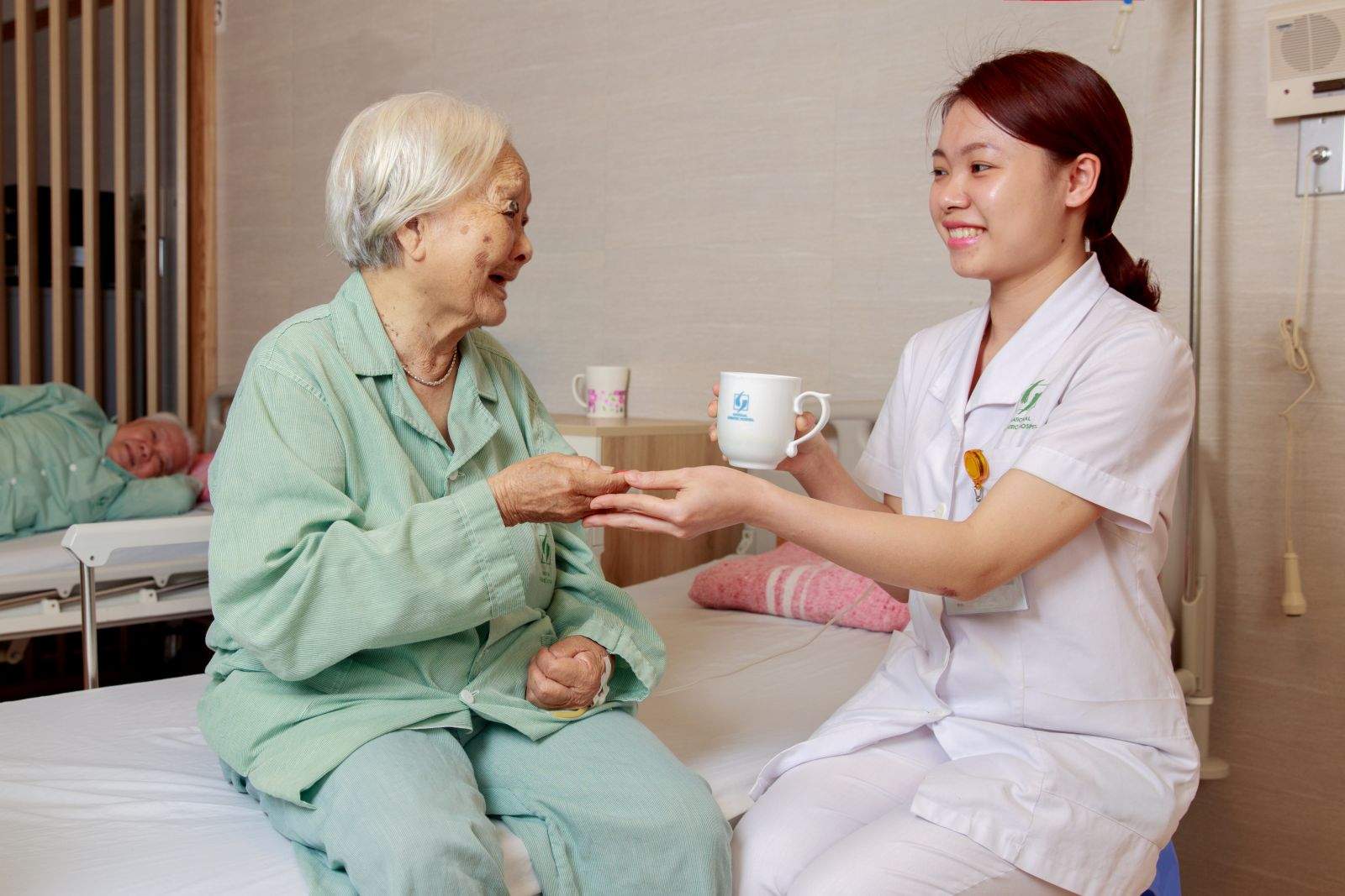 Người lao động có được hưởng chế độ nghỉ khi bố mẹ ốm không?.