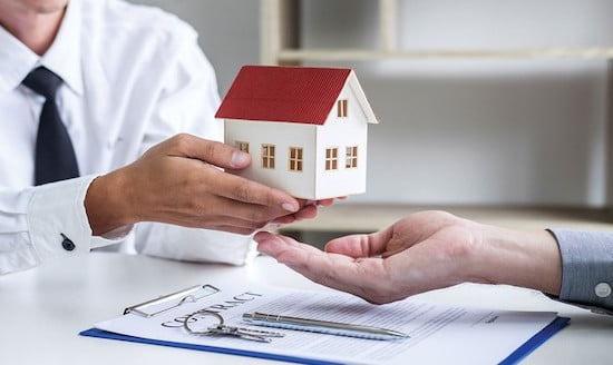 Những điều phải biết khi ký hợp đồng đặt cọc mua nhà đất.