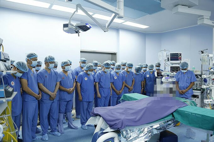 Thân nhân của người hiến tạng được hưởng chế độ gì?.