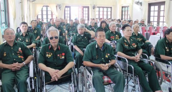 Trợ cấp, phụ cấp ưu đãi người có công.