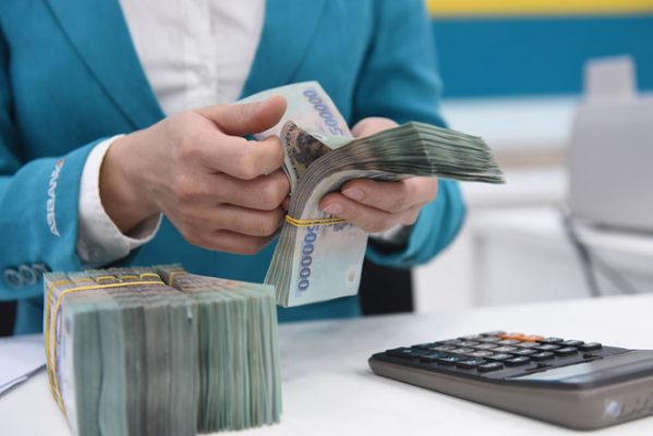 Vốn điều lệ có phải là vốn pháp định?.
