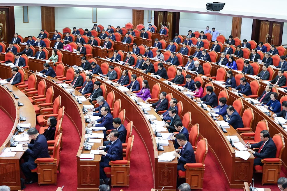 Xử lý vi phạm đối với cán bộ được cử đi học tập ở nước ngoài như thế nào?.