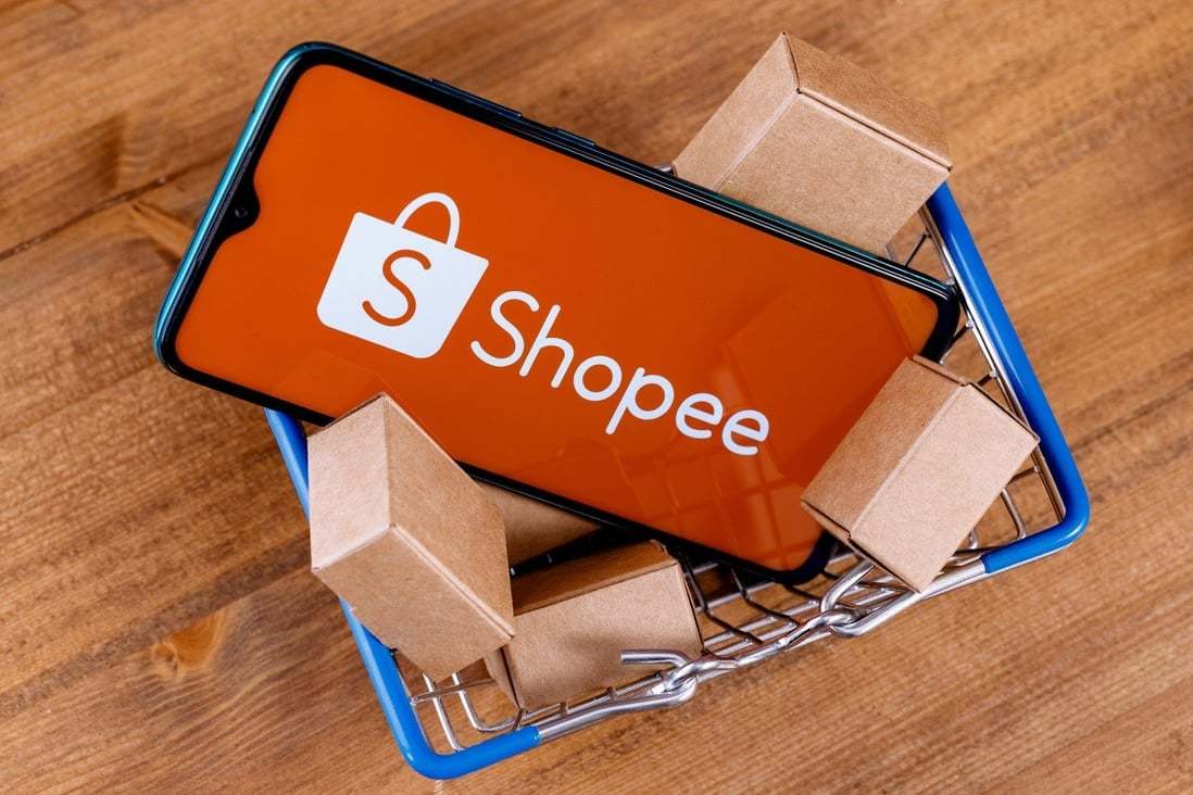 Hướng dẫn khiếu nại đơn vị vận chuyển Shopee.