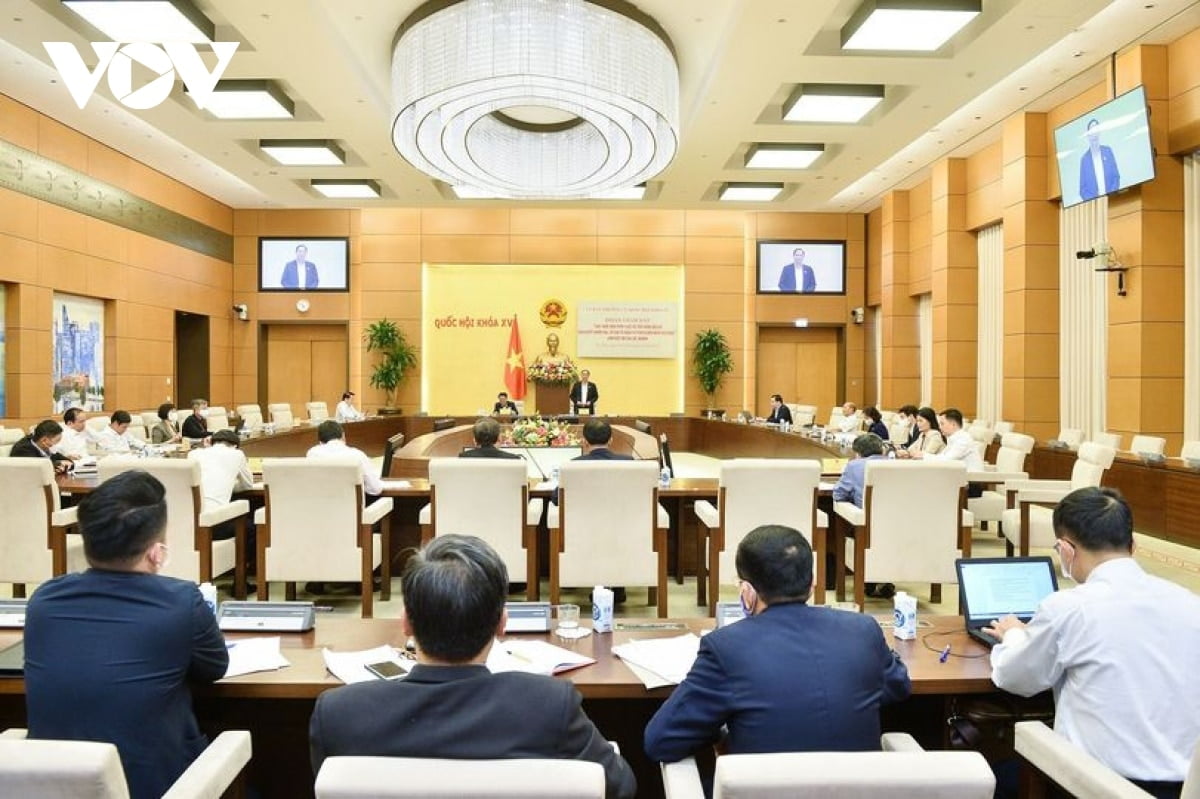 Những hạn chế trong công tác giải quyết khiếu nại, tố cáo.