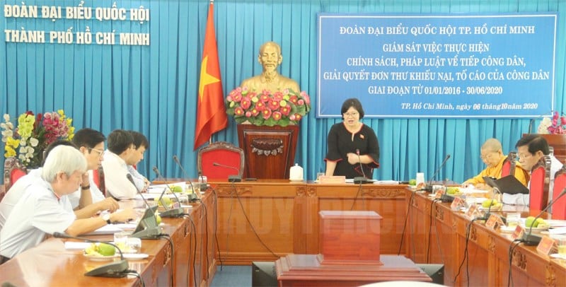 Phân biệt phản ánh với khiếu nại.