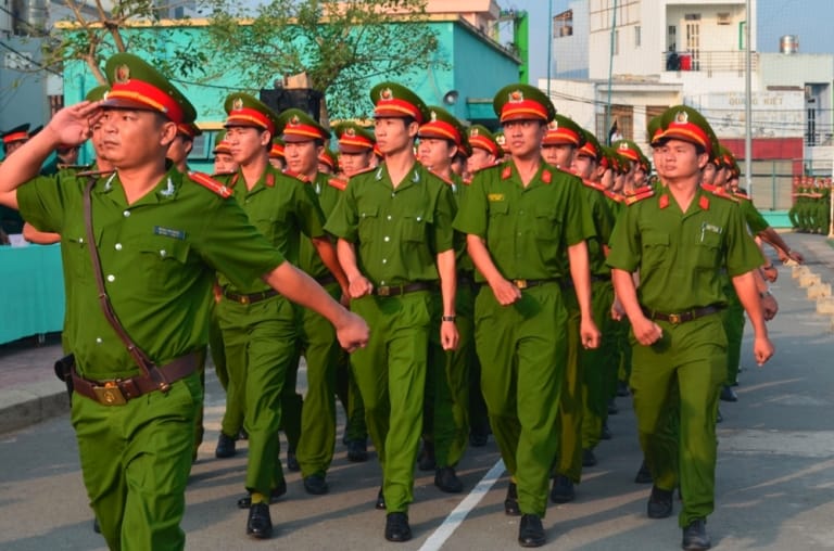 Aluat.vn | Quy định về kết hôn trong công an nhân dân như thế nào?.