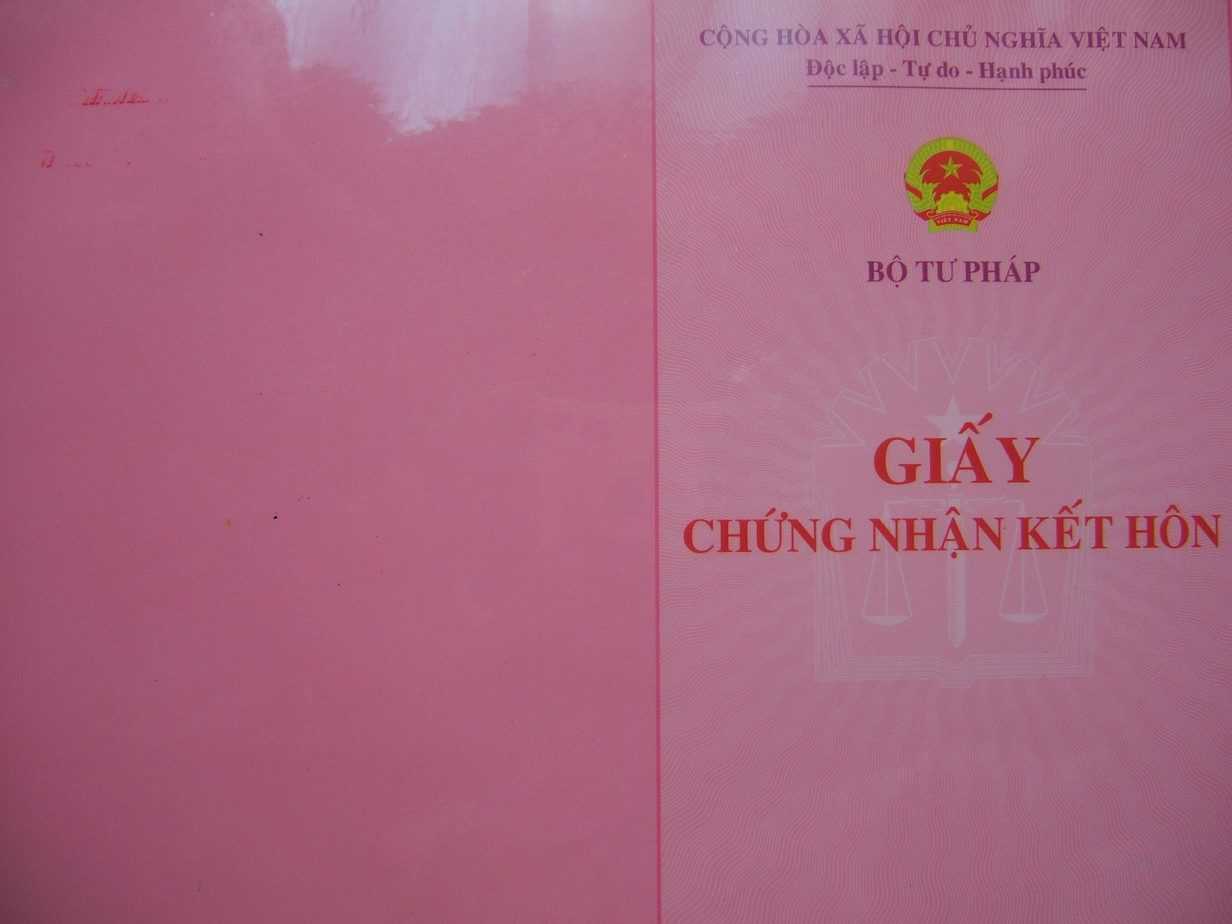 mat-giay-dang-ky-ket-hon-1.jpg