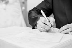 Aluat.vn | Những trường hợp bị tước quyền thừa kế.
