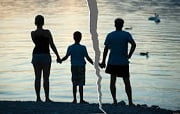 Con trong thời kỳ hôn nhân mà không phải con ruột thì sau ly hôn có phải cấp dưỡng không? – Zluat.vn.