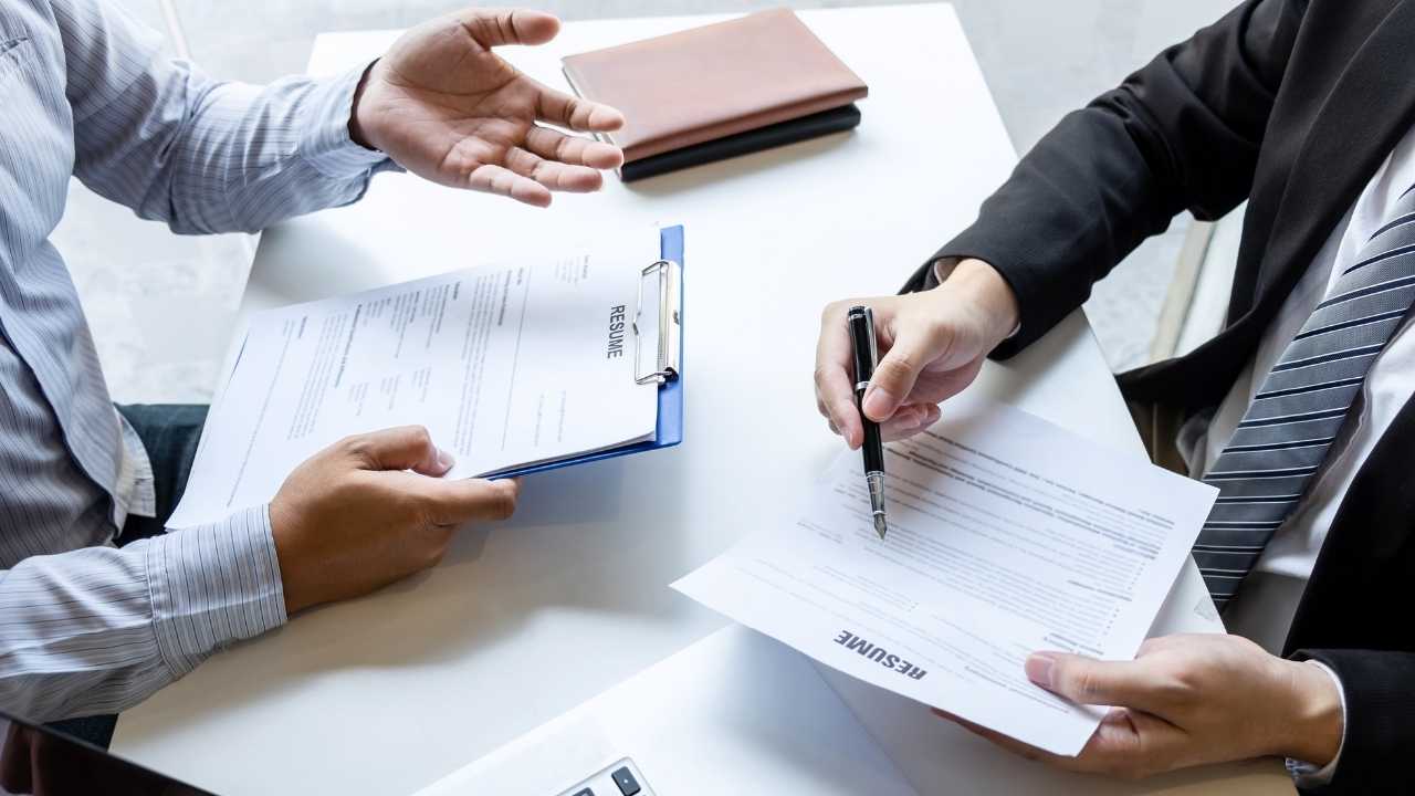 Có được kéo dài thời gian thử việc khi nhân viên chưa đạt yêu cầu?.