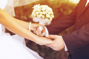 dieu-8-luat-hon-nhan-gia-dinh-300x199.png