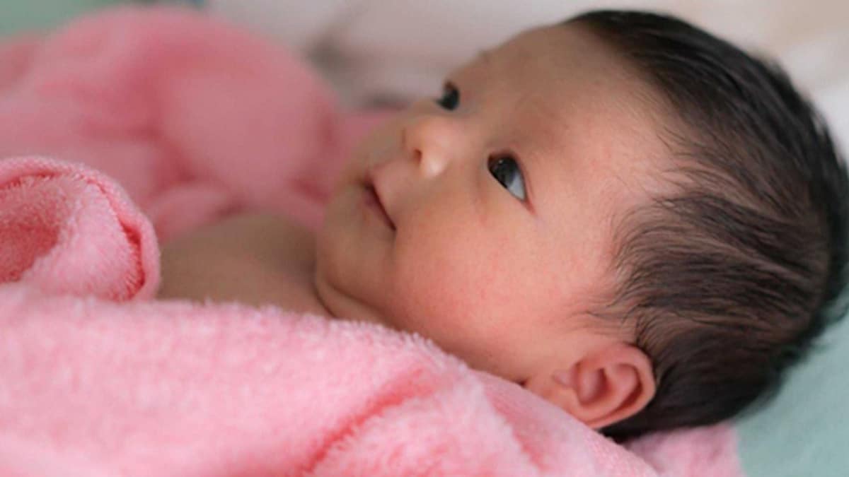 2203_tre-1-thang-tuoi-tang-bao-nhieu-kg-bess-1501659631-width600height400-1580369895-799-width640height480_schema_article.jpg