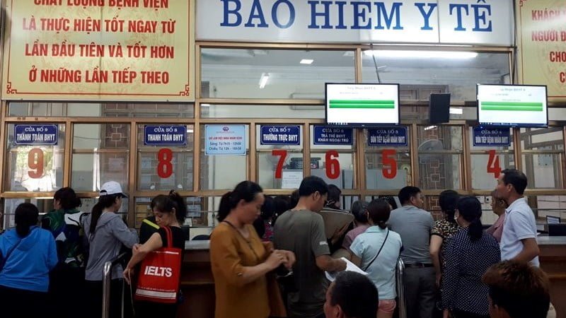 mua-bao-hiem-y-te.jpg