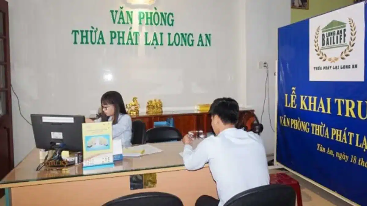 Cơ hội và thách thức của ngành thừa phát lại chi tiết nhất.