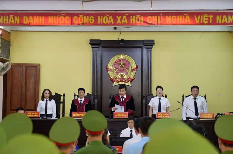 Viec-Giai-Quyet-Van-De-Dan-Su-Trong-Vu-An-Hinh-Su.jpg