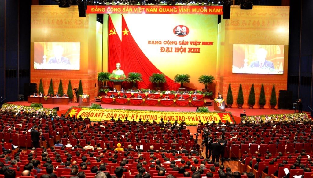 Quy định cách đeo phù hiệu đại hội Đảng trong quân đôi mới nhất 2023.