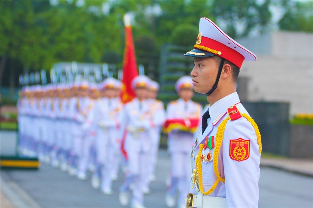 Cach-deo-phu-hieu-quan-doi-theo-dung-quy-dinh-cua-nha-nuoc.jpg