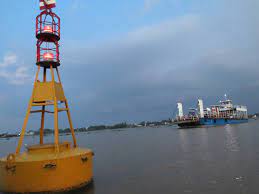 Quy định về  báo hiệu đường thủy nội địa năm 2023.