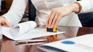 Công chứng là gì?.