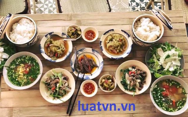 Cấp giấy phép ATTP cho quán cơm văn phòng.