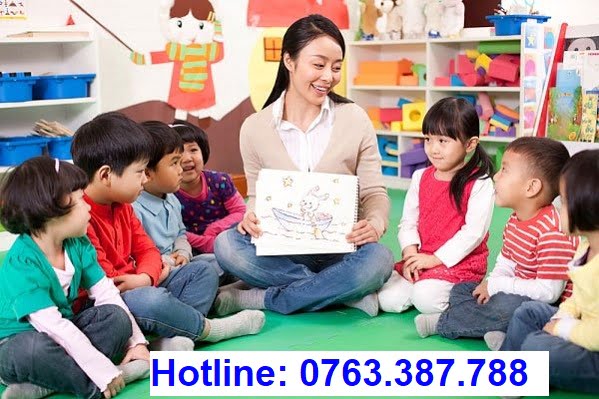Mở dịch vụ trông trẻ tại nhà.