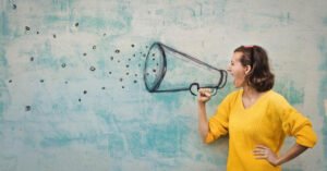 Có thể tố giác tội phạm bằng lời nói đúng không?.