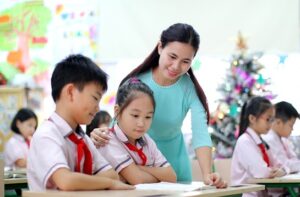 Quy định về độ tuổi đi học tiểu học theo pháp luật Việt Nam.