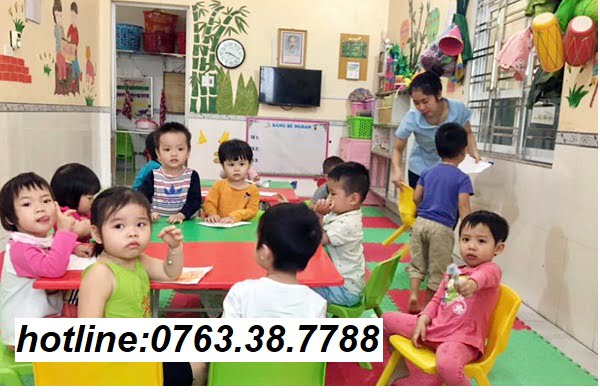 Quản lý nhóm trẻ ngoài công lập.