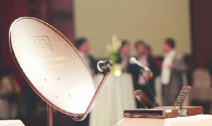 Quy định về cho thuê, cho mượn thiết bị vô tuyến điện năm 2023.