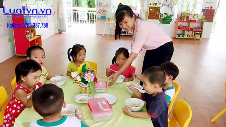 Thành lập trường mầm non Quận 8.