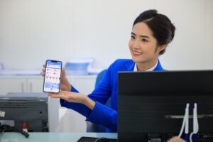 Tổ chức xây dựng điều kiện giao dịch chung dịch vụ thuê bao di động trả sau có phải đăng ký không?.