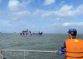 Quy định về tạm giữ tàu biển năm 2023.