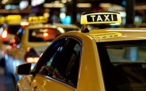 Điều kiện kinh doanh vận tải hành khách bằng xe taxi.