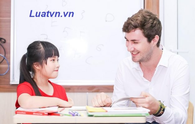 Sinh viên muốn thành lập Trung tâm anh ngữ.