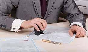 Quy định về xử phạt vi phạm hành chính đối với công chứng viên năm 2023.