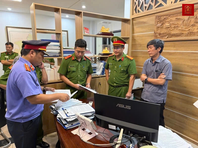 Giám đốc Ban Quản lý dự án Đầu tư xây dựng và Phát triển đô thị thành phố Huế bị bắt