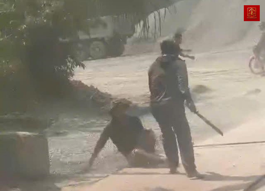 Nhóm người mang dao, mã tấu lao vào 'hỗn chiến' ở TPHCM Nhóm người mang dao, mã tấu lao vào 'hỗn chiến' ở TPHCM