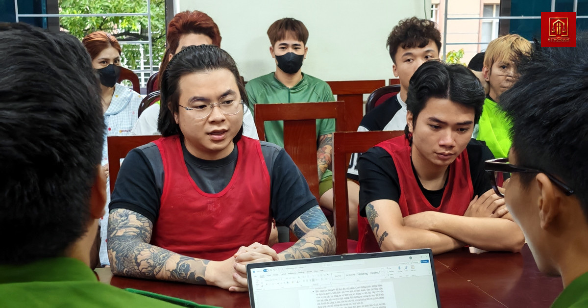 Khởi tố TikToker Phạm Tuấn vì sản xuất video bạo lực học đường