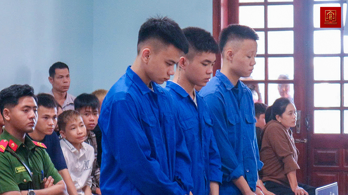 Truy đuổi đối thủ tốc độ cao gây hậu quả chết người tại Nghệ An Truy đuổi đối thủ tốc độ cao gây hậu quả chết người tại Nghệ An