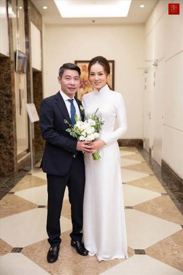 NSND Công Lý và vợ lên tiếng trước tin đồn ly hôn NSND Công Lý và vợ lên tiếng trước tin đồn ly hôn