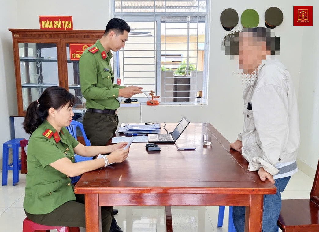 Phạt 12,5 triệu đồng người đăng thông tin xuyên tạc tại Vĩnh Long Phạt 12,5 triệu đồng người đăng thông tin xuyên tạc tại Vĩnh Long